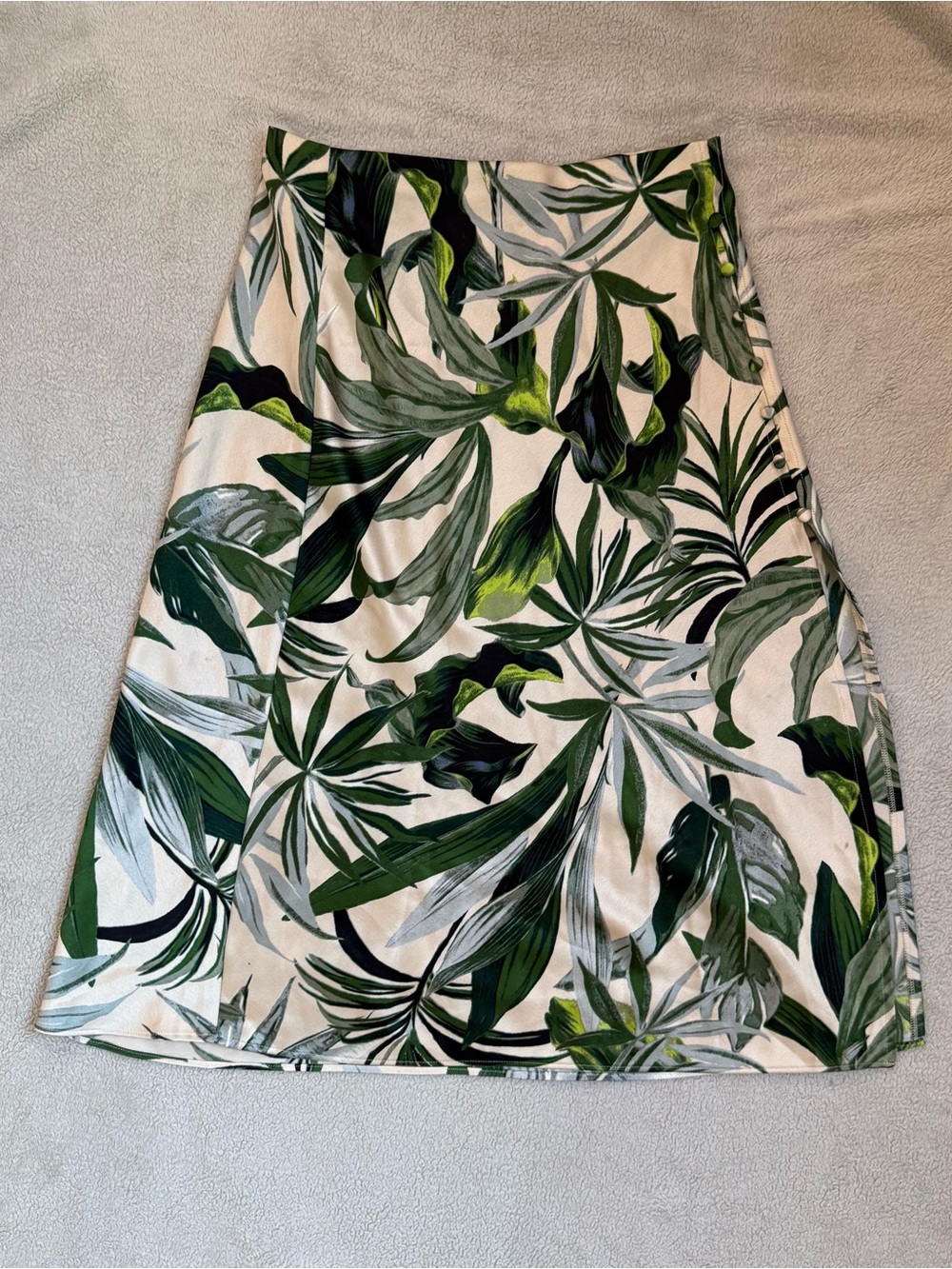 Victoria's Secret Green Leaf Print Skirt